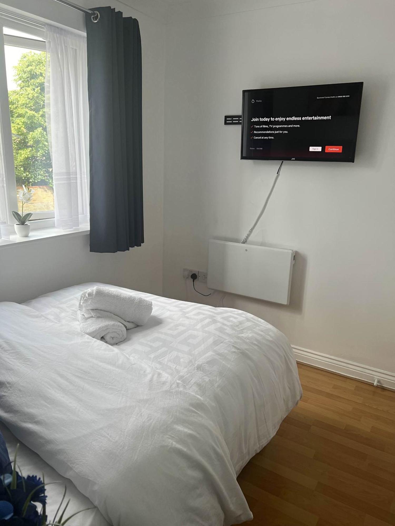 Luxury Rooms And An En-Suite Room With Free Wi-Fi Clarendon Way Colchester Exterior foto
